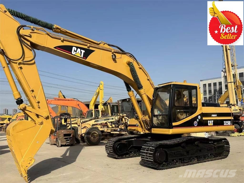 CAT 325 B L Lánctalpas kotrók