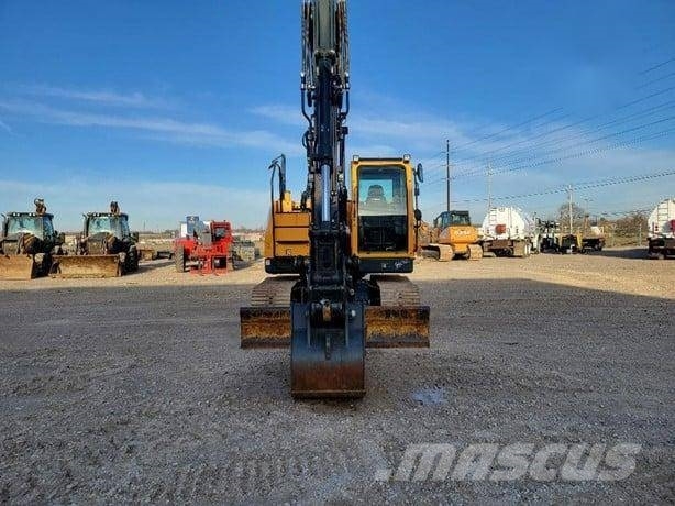 Hyundai HX130 Excavadoras sobre orugas