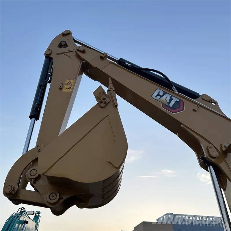 CAT 305 Mini ekskavatörler, 7 tona dek