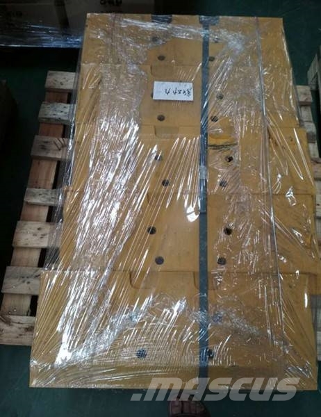 Komatsu D 65 EX-12 track shoe assy Gąsienice, łańcuchy i podwozia