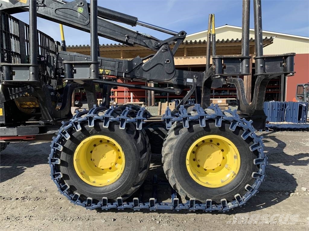 XL Traction Uni Pro Single Stud 710x26,5 STD Lánctalpak, láncok és futóművek