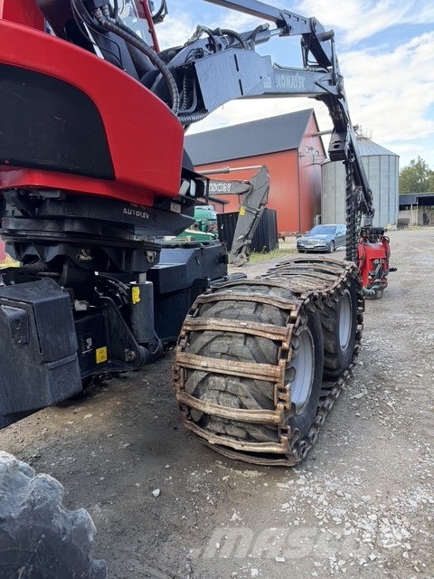 Komatsu 901 XC Combine forestiere