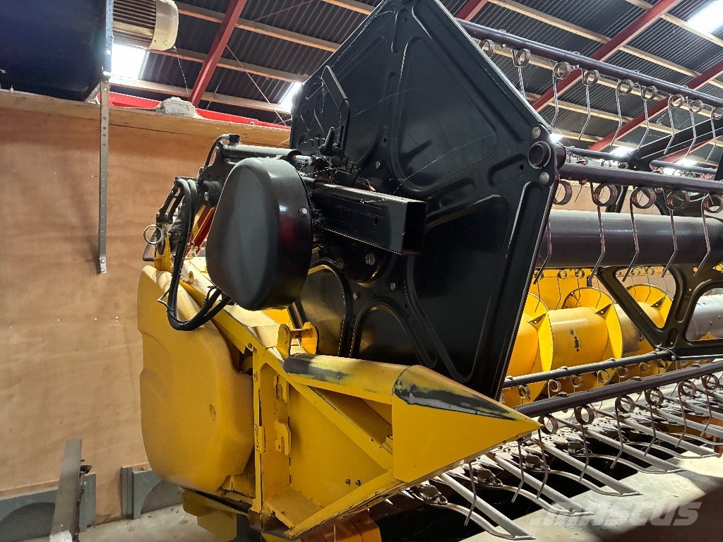 New Holland CX 8070 SLH حصادات