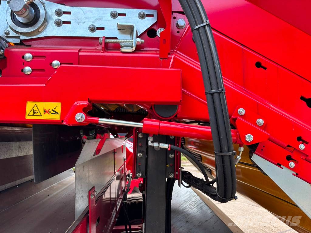 Grimme RH 24-60 C9 Zásobníky a sila