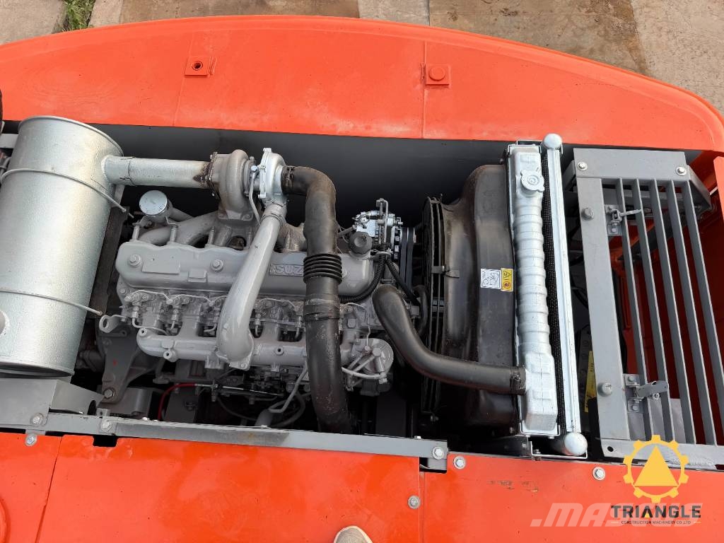 Hitachi EX 200 Excavadoras de cadenas