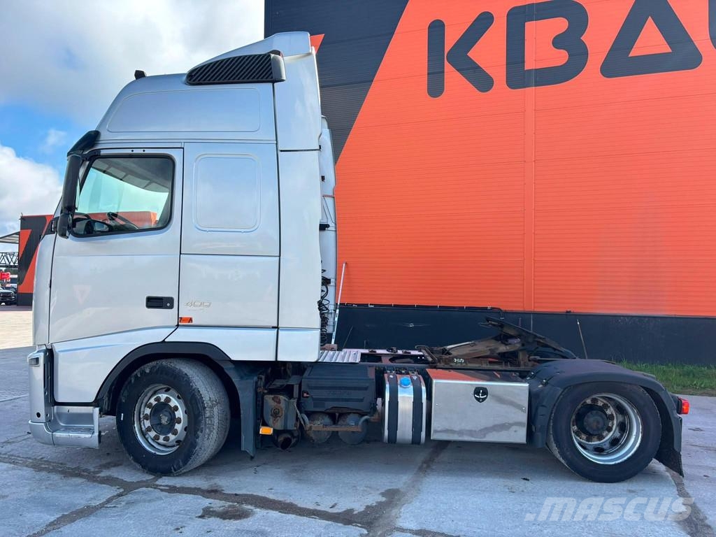 Volvo FH 400 4x2 GLOBE XL وحدات الجر