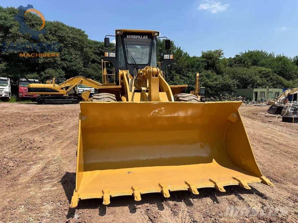CAT 950G Iekrāvēji uz riteņiem