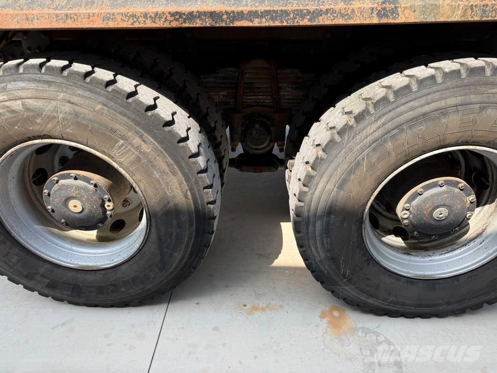 MAN 33.422 Kipper 6x4 33Ton شاحنات قلابة