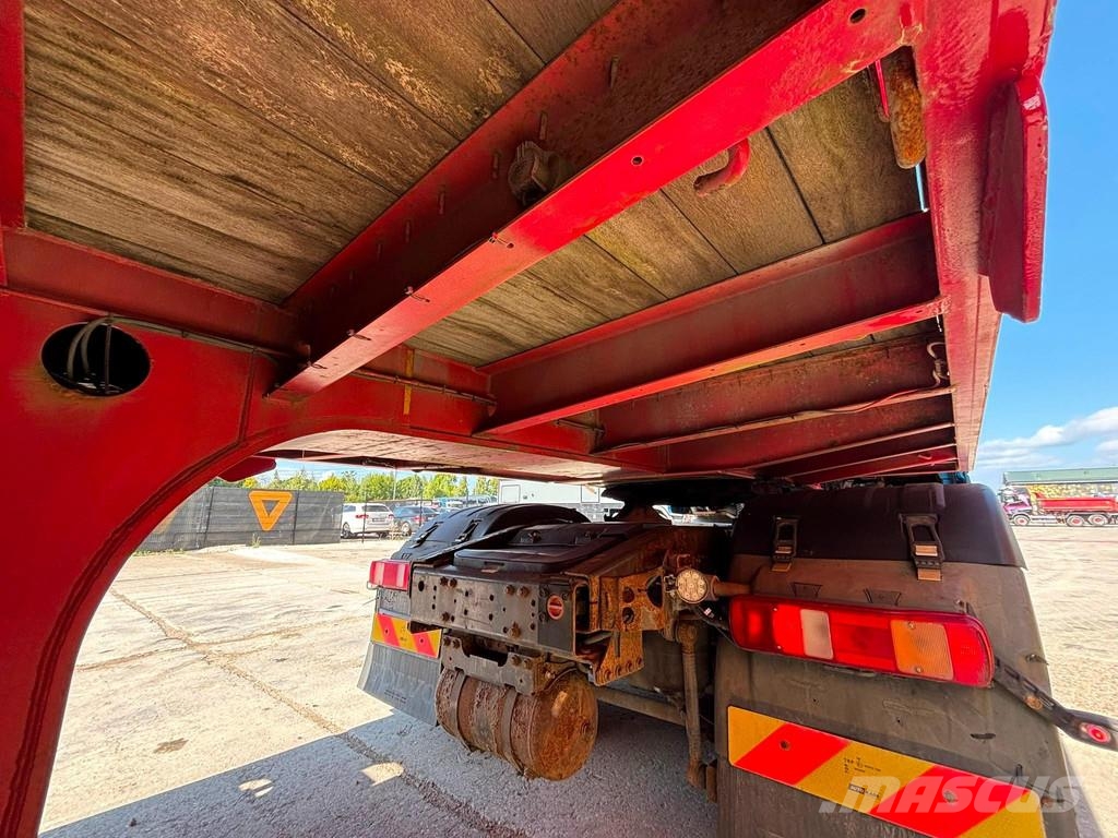 Broshuis 3AUD-44 EXTENDABLE / LAST AXLE STEERED Semi-trailer blokvogn