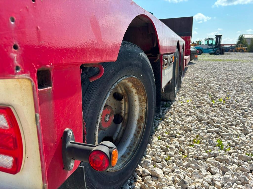Broshuis 3AUD-44 EXTENDABLE / LAST AXLE STEERED Semi-trailer blokvogn
