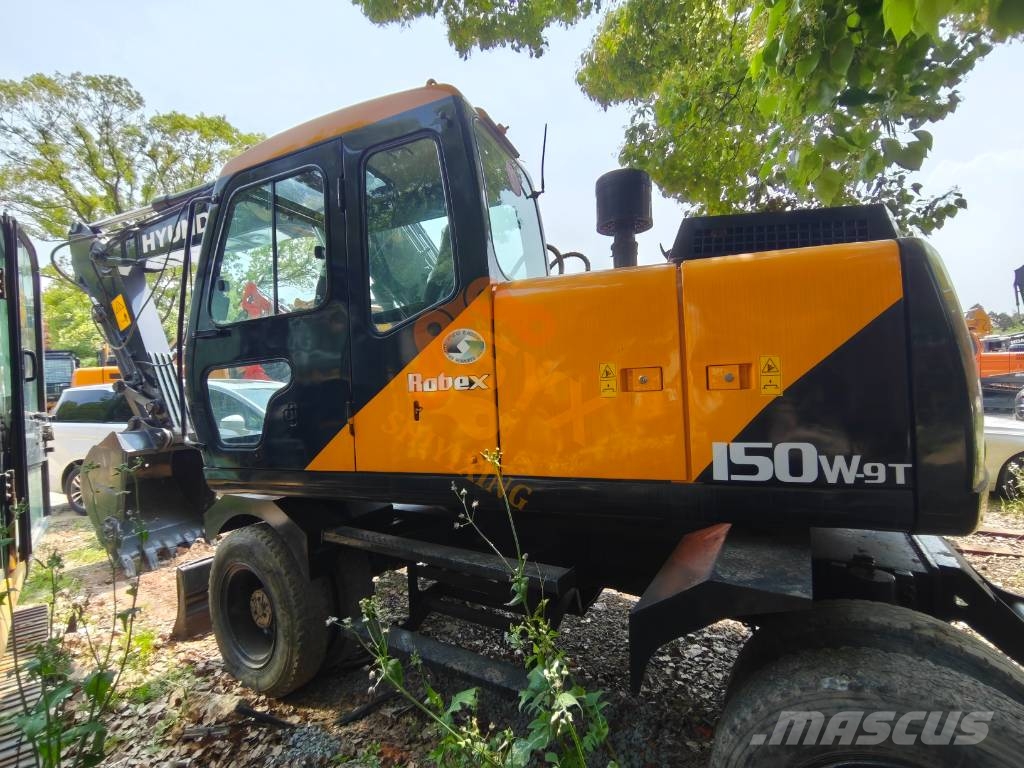 Hyundai 150W-9 Wheeled excavators