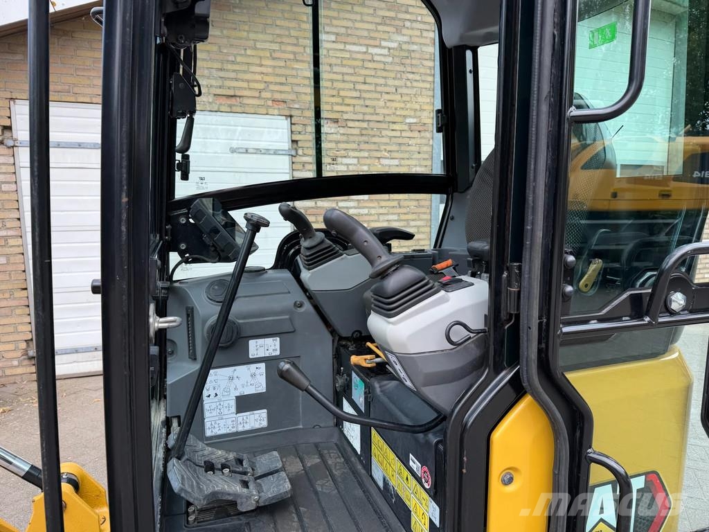 CAT 302-05CR Mini ekskavatörler, 7 tona dek