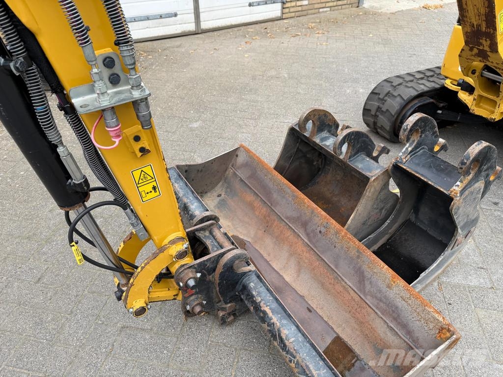 CAT 302-05CR Mini ekskavatörler, 7 tona dek