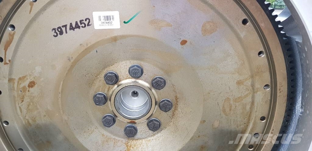 Engine Silnik Cummins 6CTA8.3 Motory