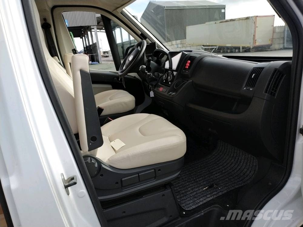 Fiat Ducato المنازل المتنقلة والكرافانات