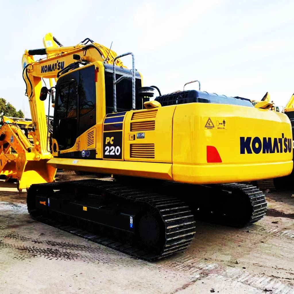 Komatsu PC 220 LC Εκσκαφείς με ερπύστριες