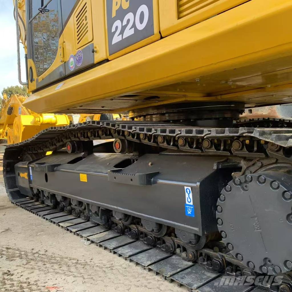 Komatsu PC 220 LC Εκσκαφείς με ερπύστριες
