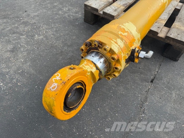 Sennebogen S 613 M USE HYDRAULIC CYLINDER Crane spares & accessories