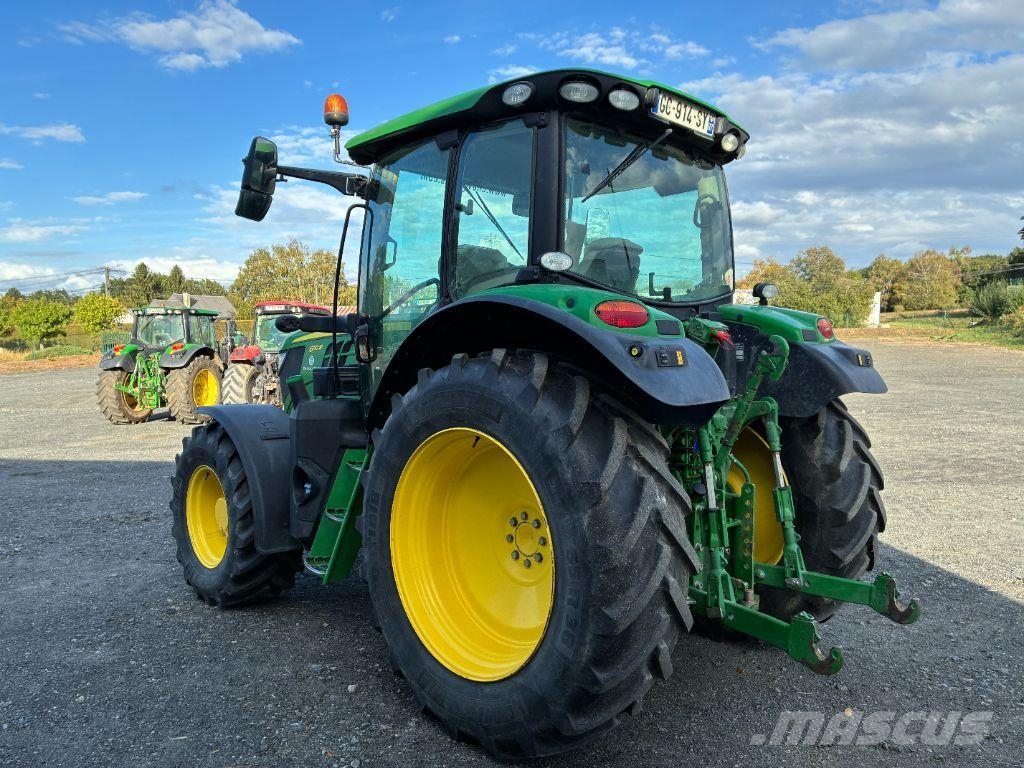 John Deere 6110R Traktori