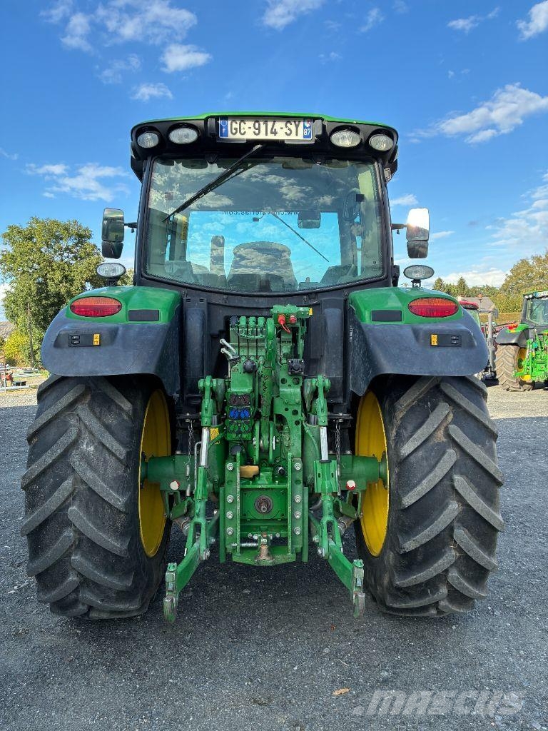 John Deere 6110R Traktoren