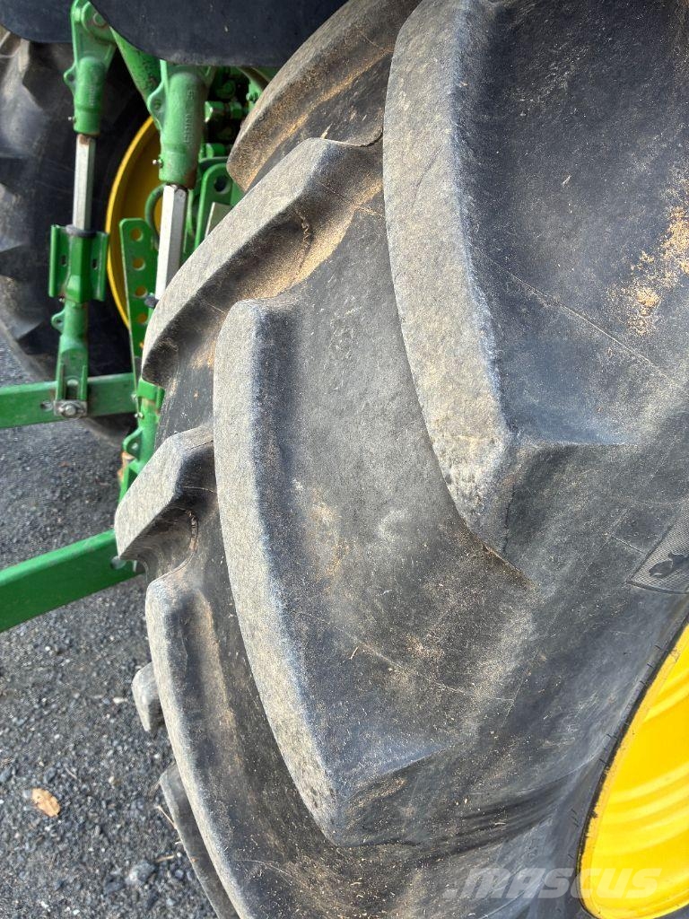 John Deere 6110R Traktorid