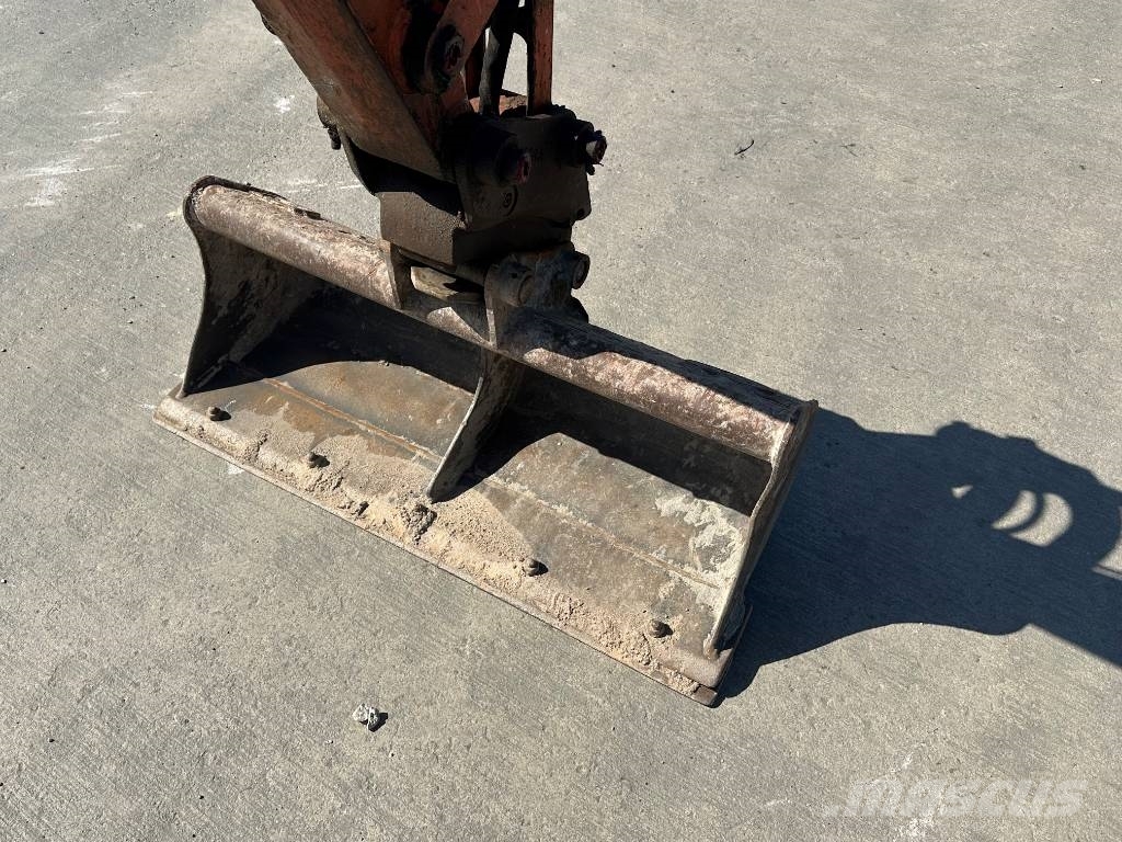 Hitachi ZX 26 U-6 Міні-екскаватори < 7т