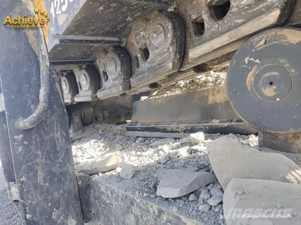 Komatsu PC 1250-11 Gravemaskiner på larvebånd