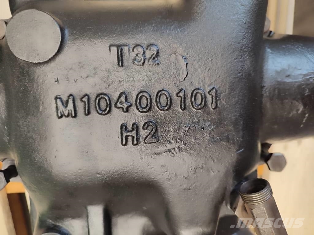 Rear linkage M10400101 Zetor Forterra 1441 Ausleger