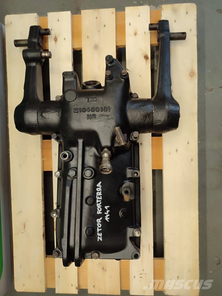 Rear linkage M10400101 Zetor Forterra 1441 Ausleger