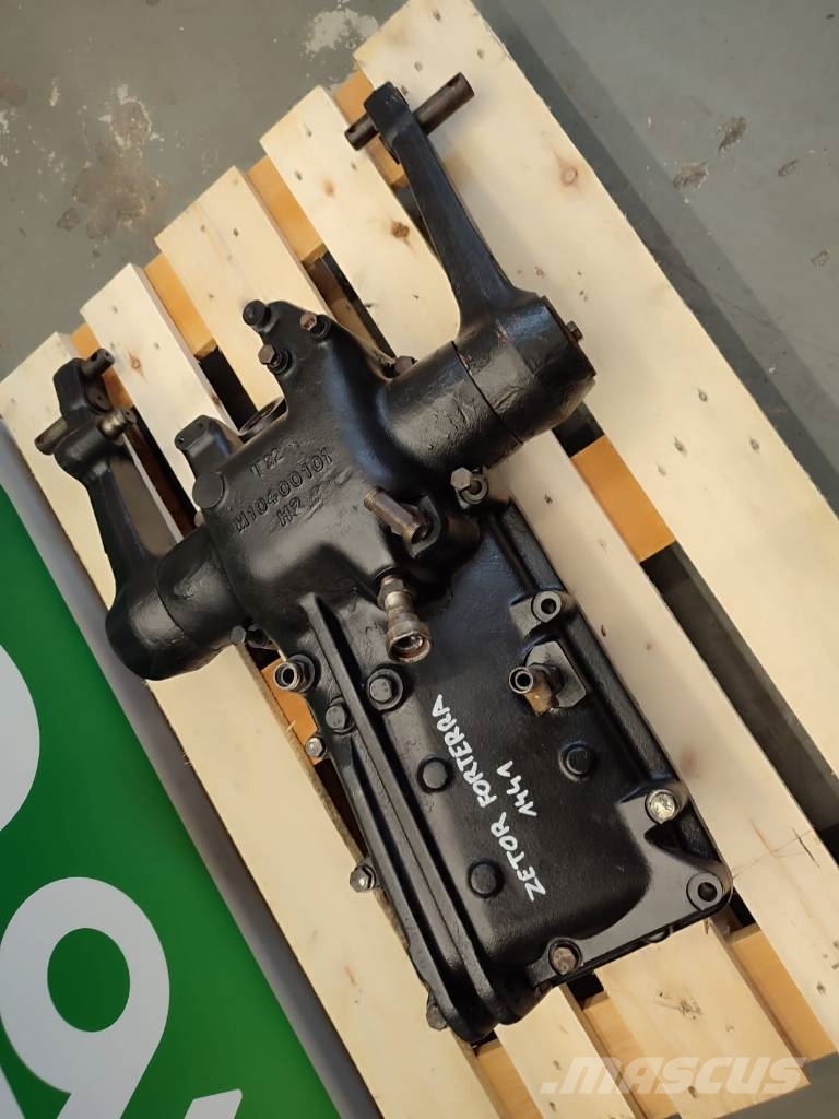 Rear linkage M10400101 Zetor Forterra 1441 Ausleger