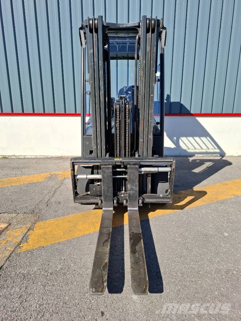 UniCarriers MX 25 Electric forklifts
