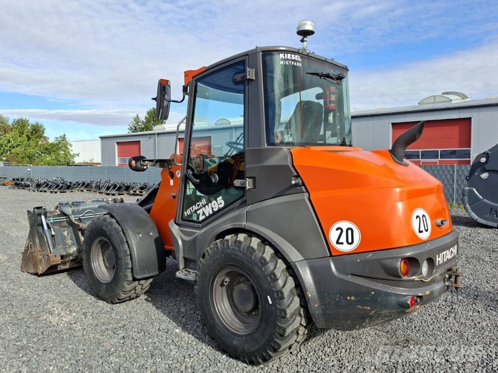 Hitachi ZW 95-6 Kompaktlastare