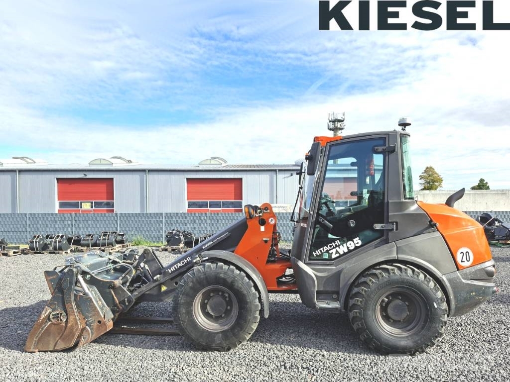 Hitachi ZW 95-6 Kompaktlastare
