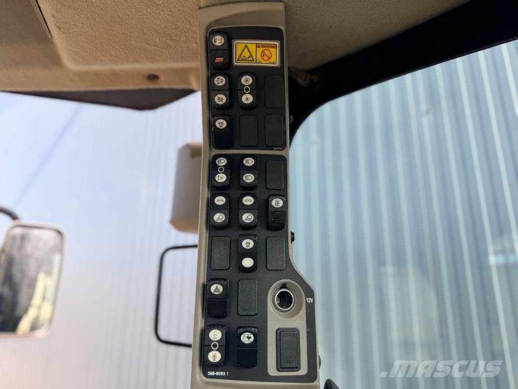 CAT 140M2 Tiehöylät