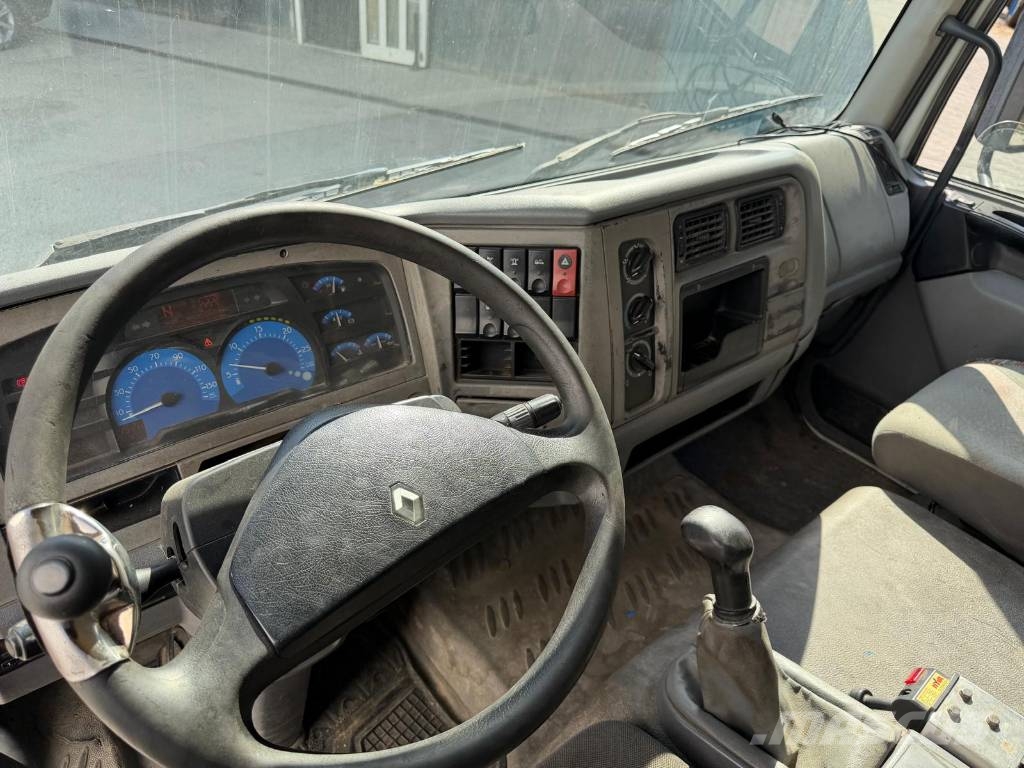 Renault Midlum 180.08 B Autobasculanta