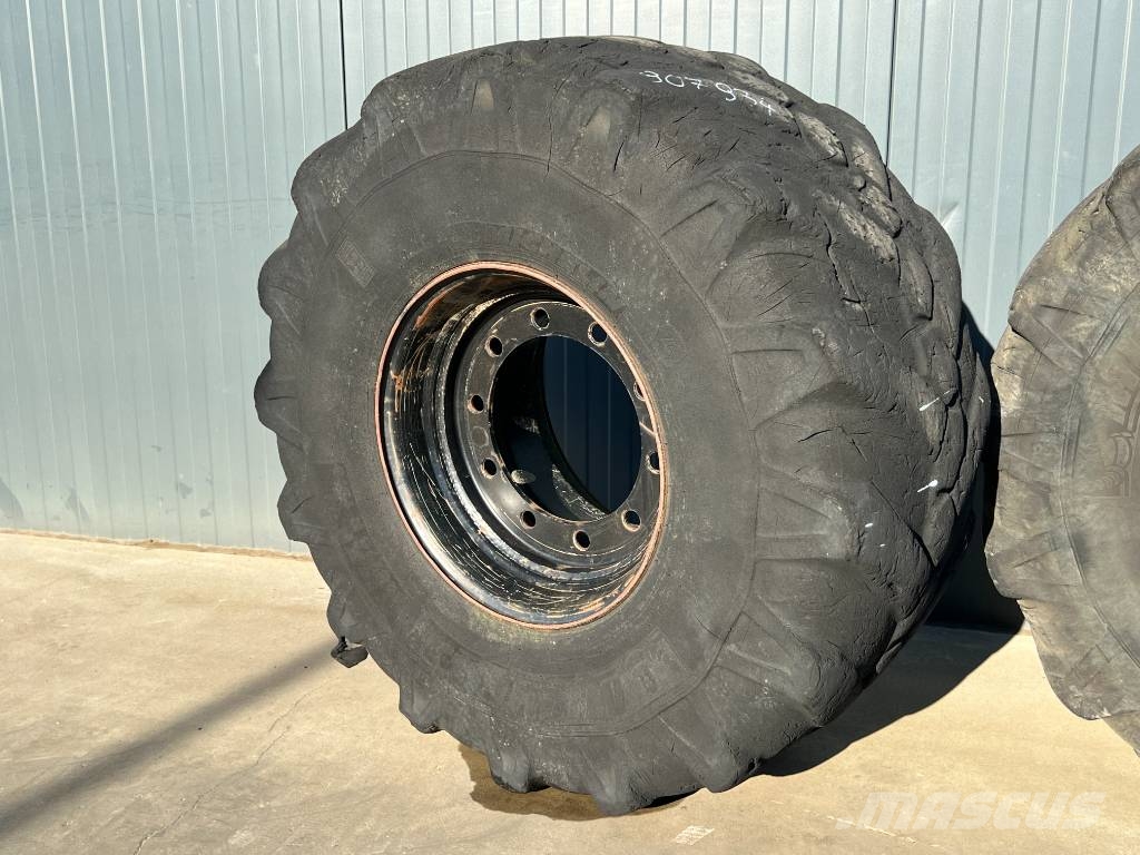 Michelin 445/70R19.5 incl. rim Pneumatici, ruote e cerchioni