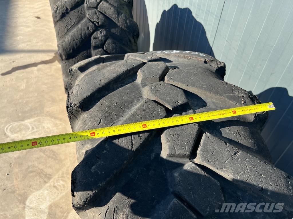 Michelin 445/70R19.5 incl. rim Pneumatici, ruote e cerchioni