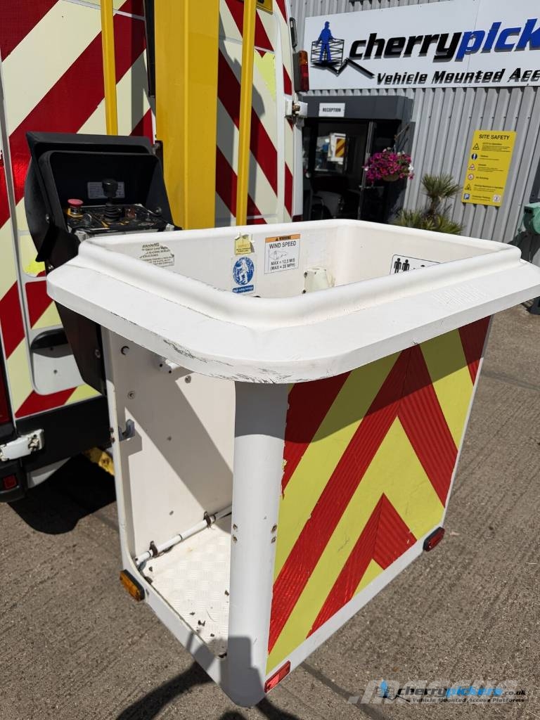 Iveco Daily Versalift 38LF Cherry Picker المنصات الهوائية المثبتة على شاحنة