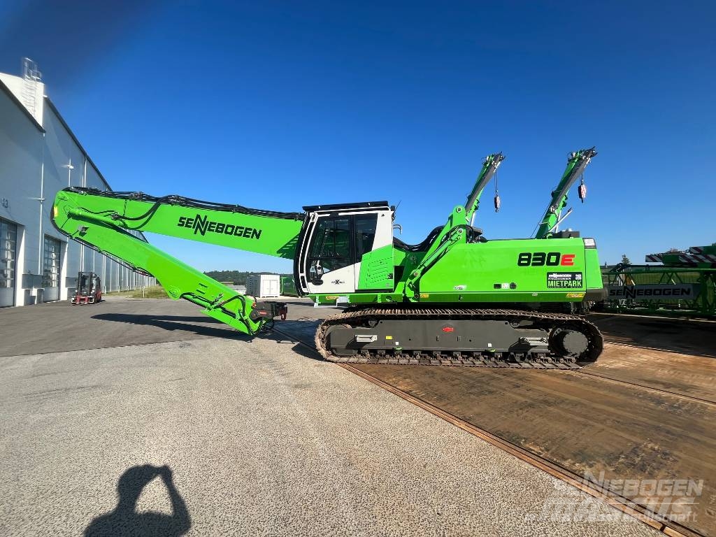Sennebogen 830 R Demolition excavators
