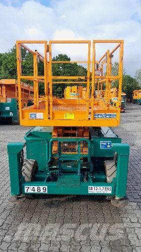 SkyJack SJ 6832 RTE Scissor lifts