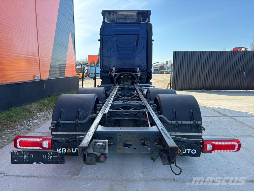 Mercedes-Benz Actros 2553 6x2*4 STREAM SPACE / CHASSIS L=7490 mm Pojazdy pod zabudowę