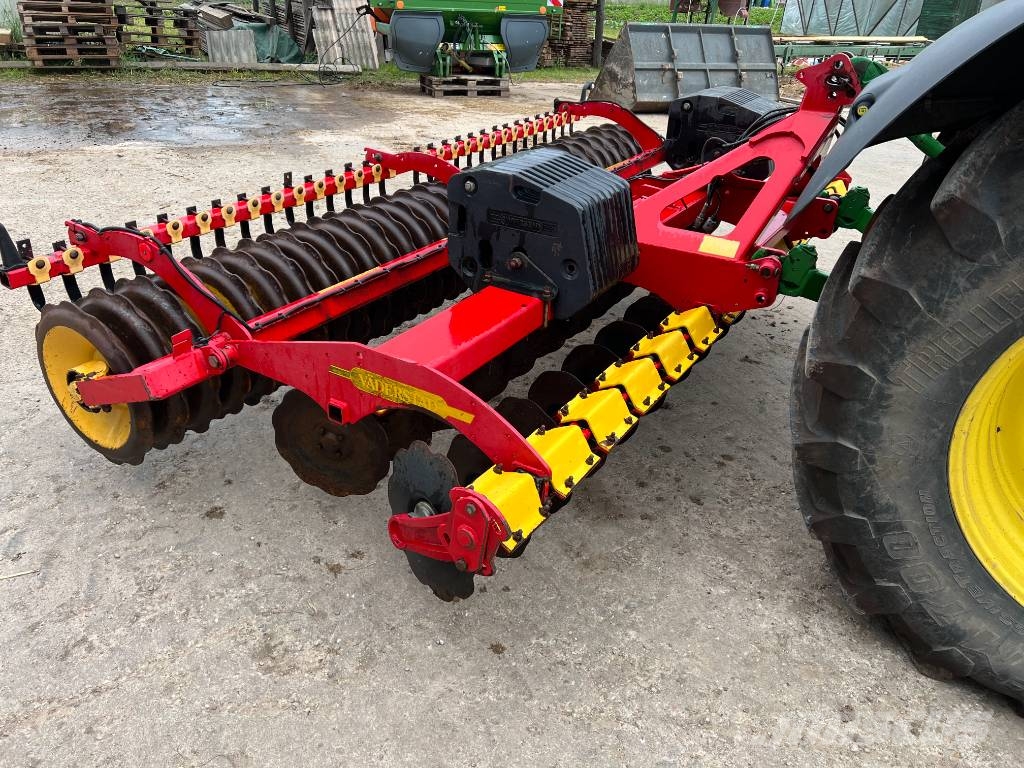 Väderstad Carrier400 Disc harrows