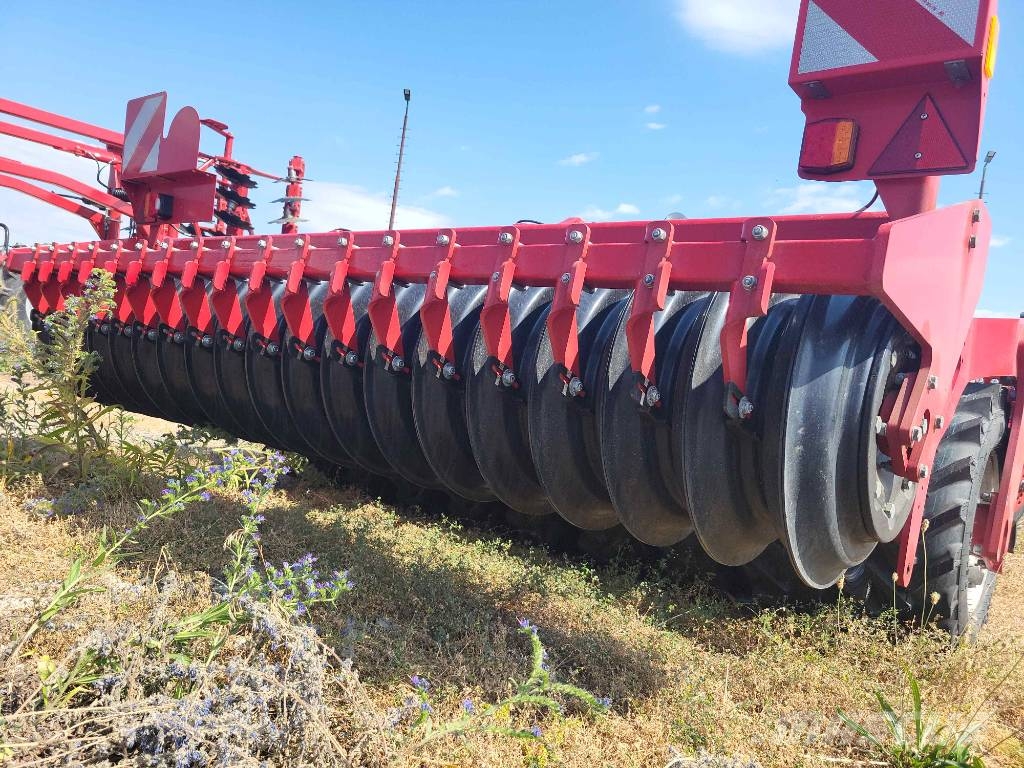 Horsch Tiger 3 MT Cultivatoren