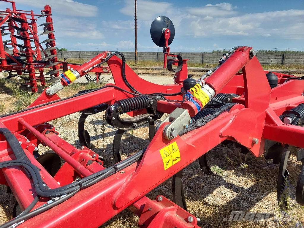 Horsch Tiger 3 MT Cultivatoren