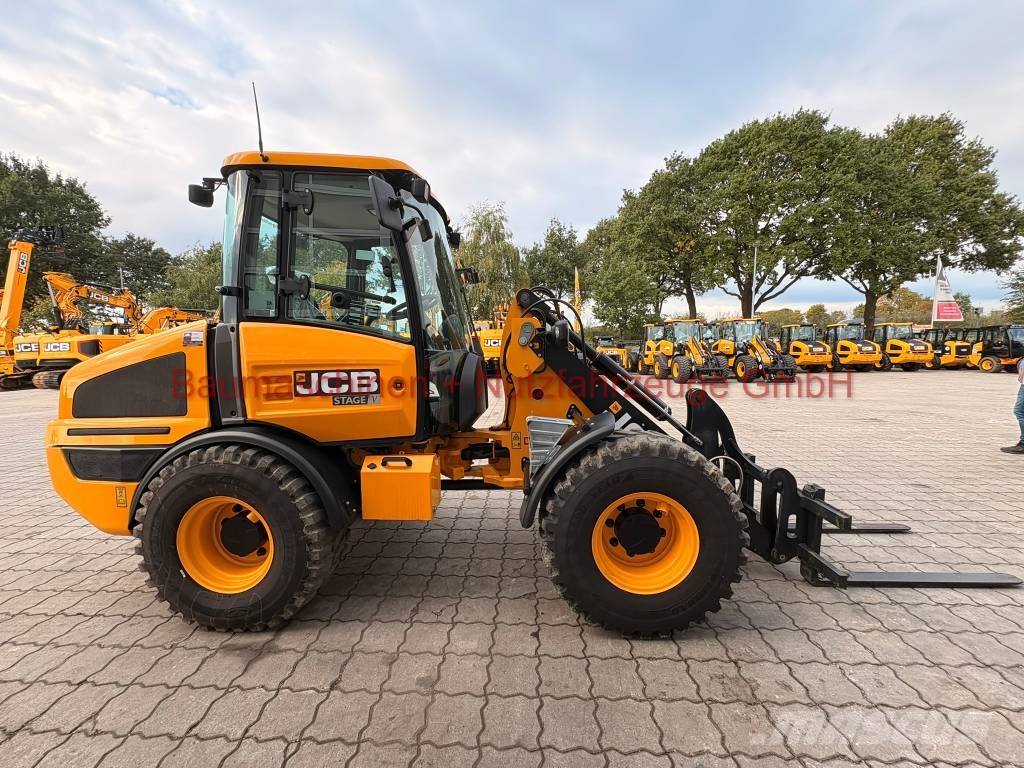 JCB 407 NEU Utovarivači na kotačima