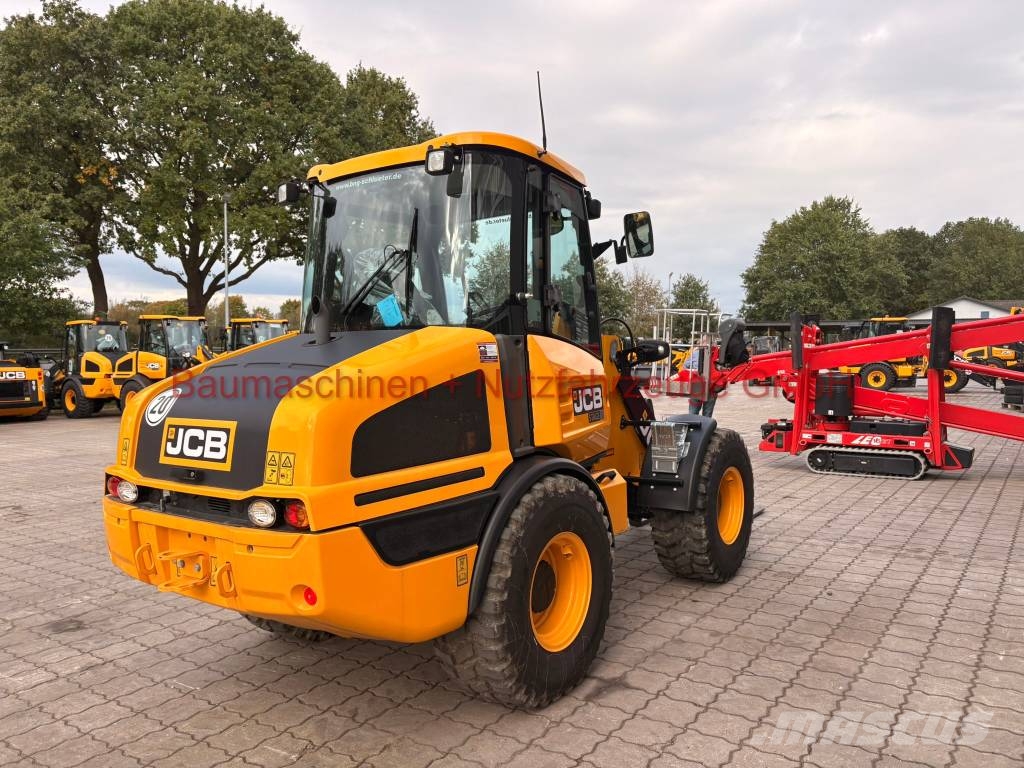 JCB 407 NEU Utovarivači na kotačima