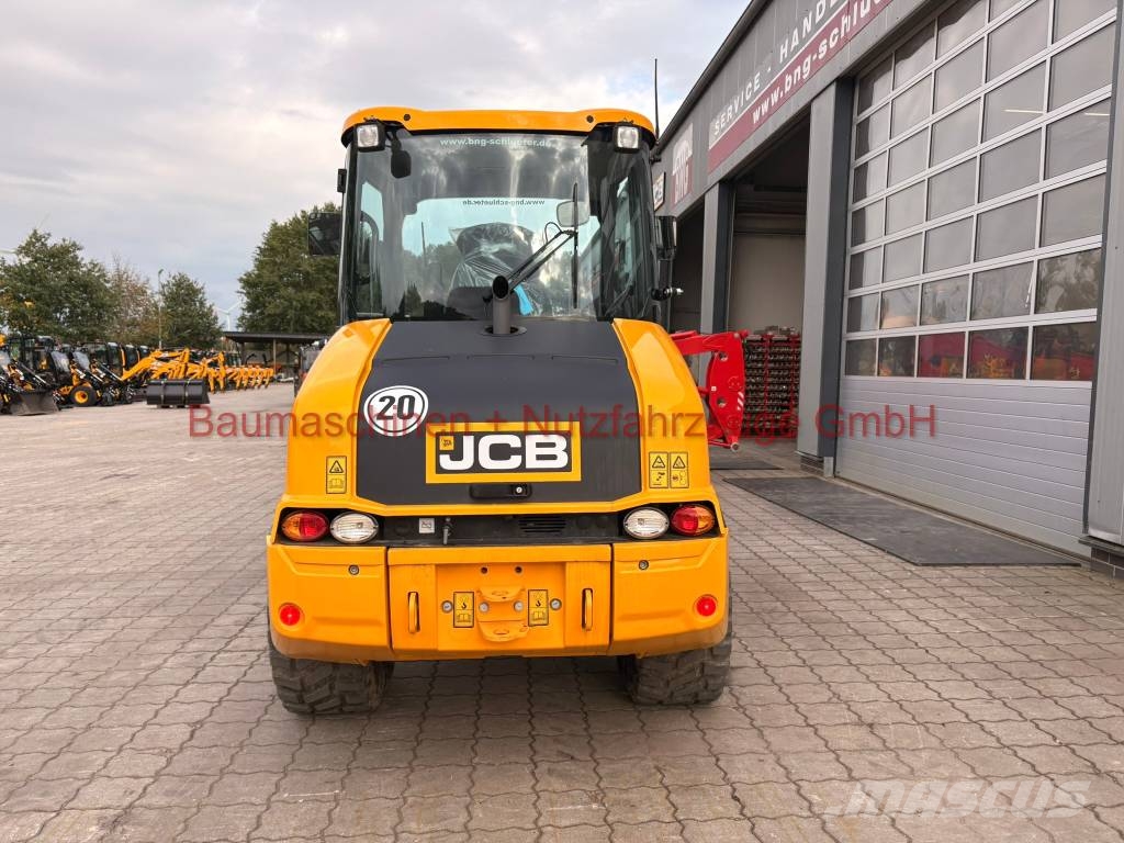 JCB 407 NEU Utovarivači na kotačima