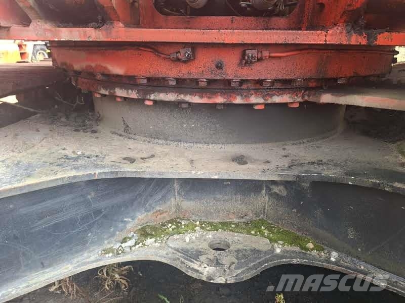 Hyndai Robex 210LC-3 Koparki gąsienicowe