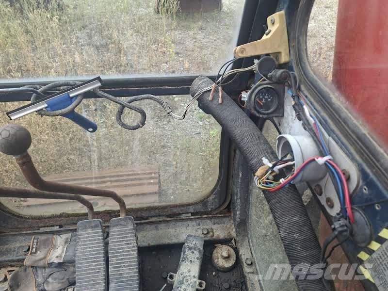Hyndai Robex 210LC-3 Koparki gąsienicowe