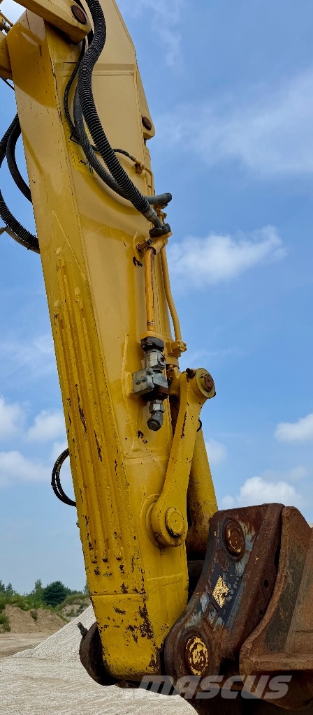 Komatsu HB 365 LC-3 Hybrid Escavatori cingolati